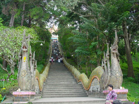01_Wat_Doi_Suthep